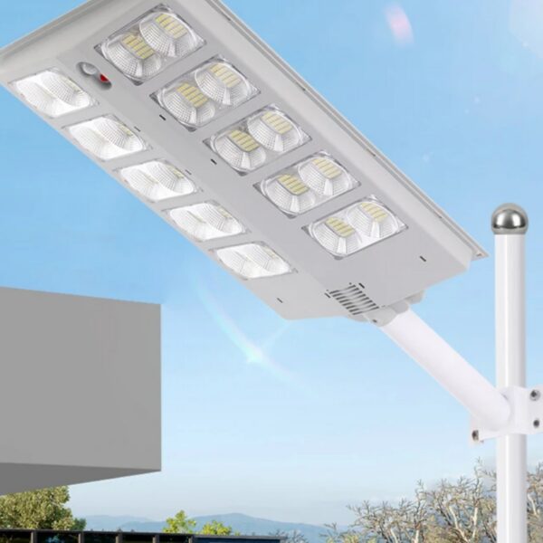 3000W lampadaire solaire
